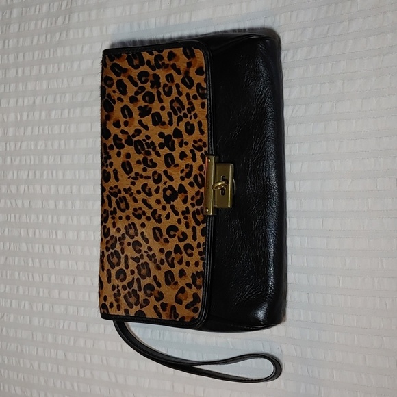 Fossil Leather Cowhide Animal Print Clutch Wristlet Bag Turn Lock Organizer - Picture 1 of 16